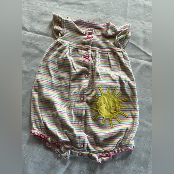 Lot of 6 summertime baby girl rompers or one pieces! - Picture 3 of 9